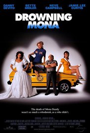 Watch Free Drowning Mona (2000)